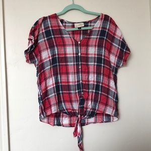 Plaid top